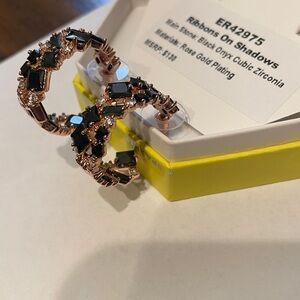 BP OG Black Onyx CZ w/ Rose Gold Plating Hoops ER42975, Ribbons on Shadows